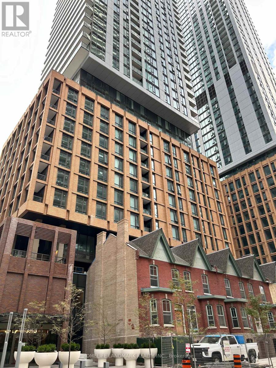4001 - 8 Widmer Street, Toronto, Ontario  M5V 0W6 - Photo 2 - C13577496