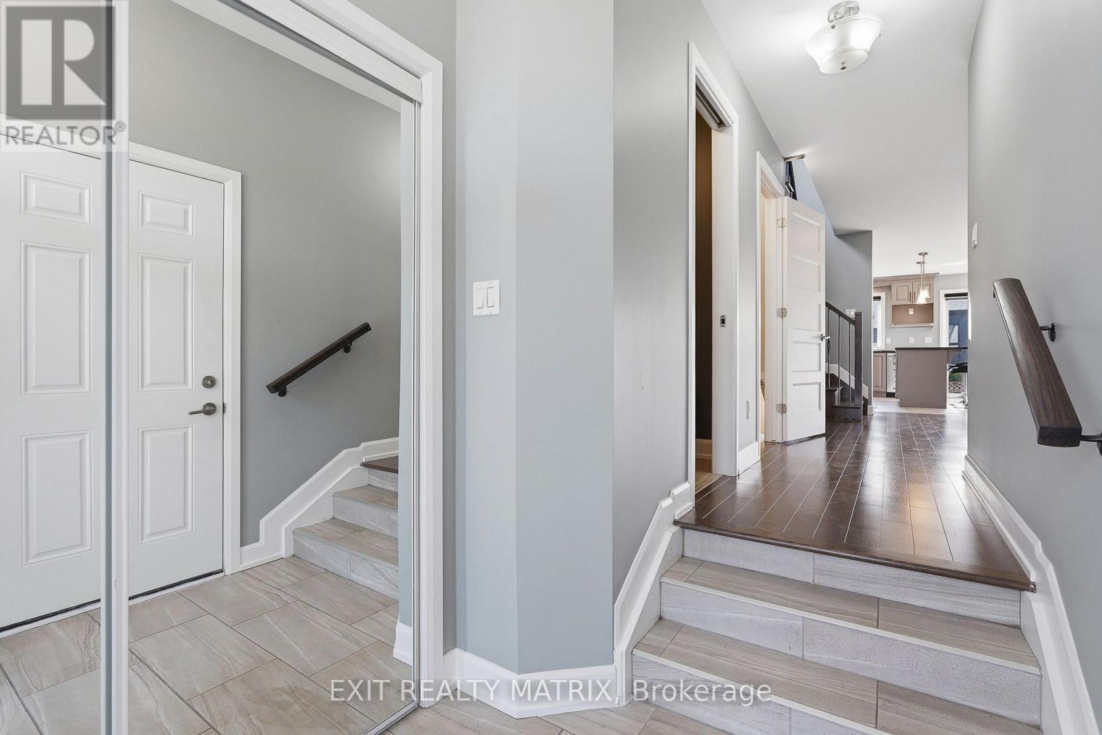 308 Belfort Street, Russell, Ontario  K0A 1W0 - Photo 5 - X13577446