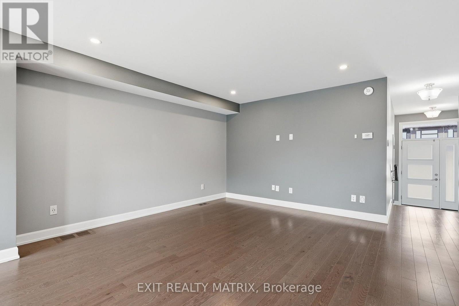 308 Belfort Street, Russell, Ontario  K0A 1W0 - Photo 8 - X13577446
