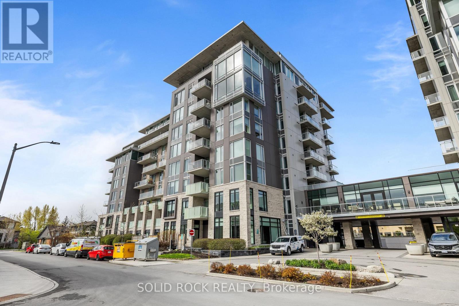 201 - 530 DE MAZENOD AVENUE, Ottawa