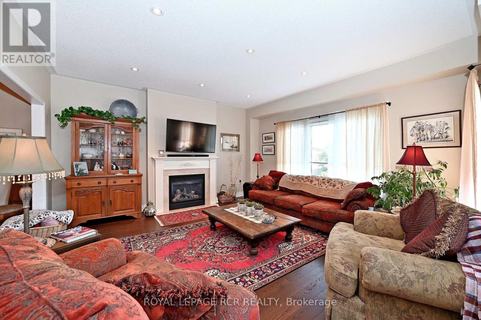 81 Woodbury Crescent, Newmarket, Ontario  L3X 2T2 - Photo 10 - N13577308