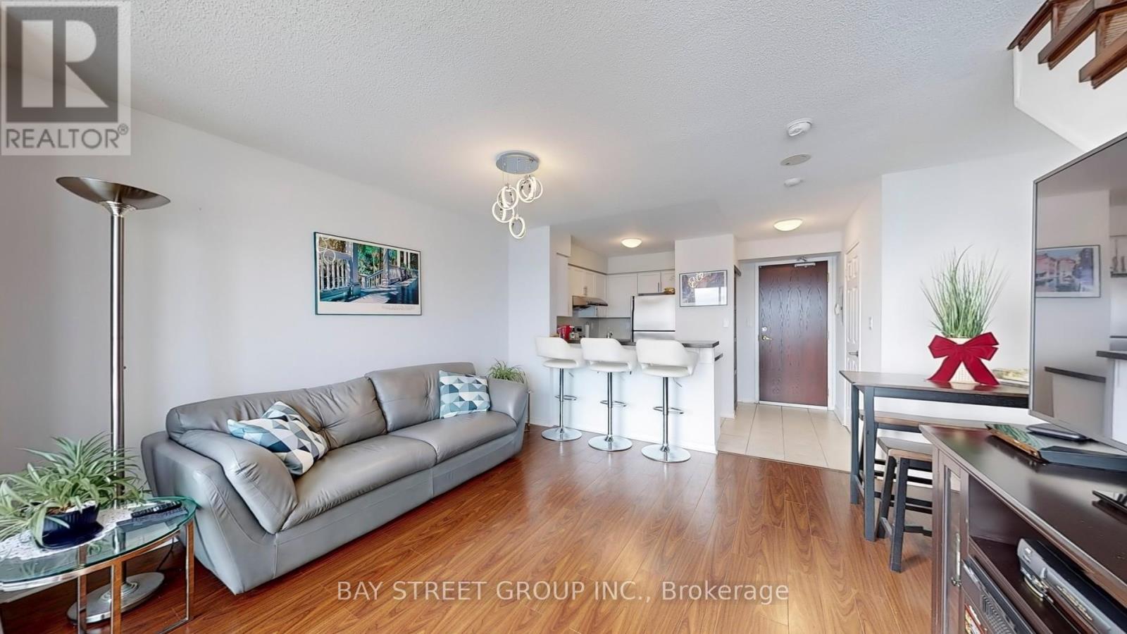 Lph19 - 39 Oneida Crescent, Richmond Hill, Ontario  L4B 4T9 - Photo 7 - N13577416
