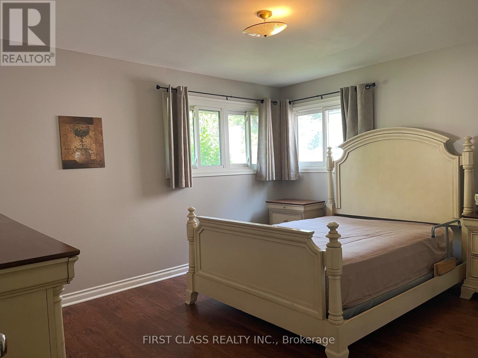 251 Scott Avenue, Newmarket, Ontario  L3Y 4R4 - Photo 10 - N13577460