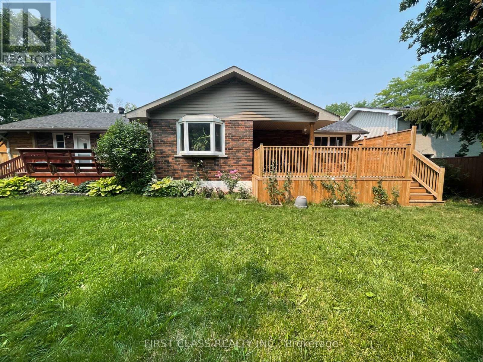 251 Scott Avenue, Newmarket, Ontario  L3Y 4R4 - Photo 22 - N13577460