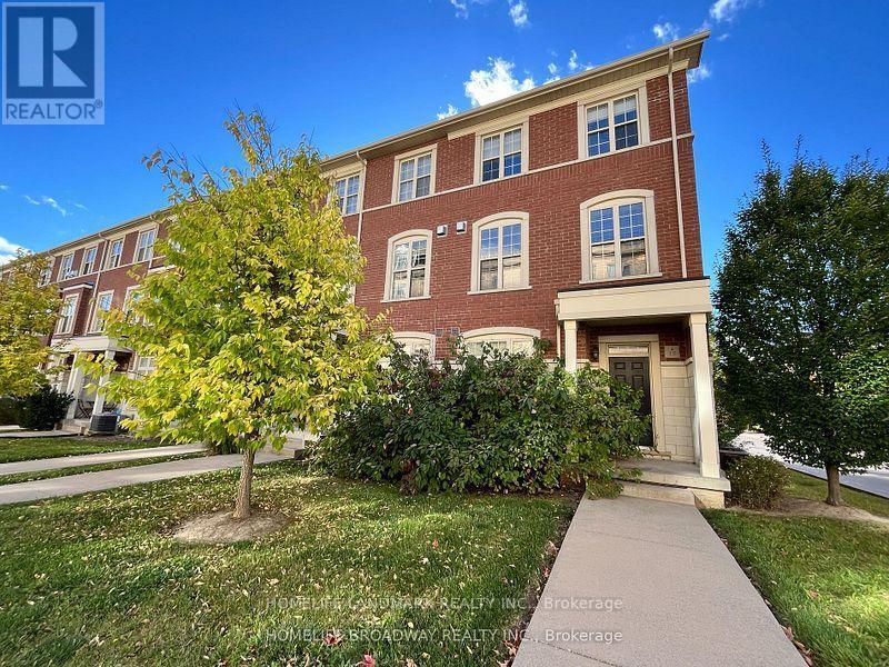 15 Ruskov Lane, Markham, Ontario  L6C 0P1 - Photo 4 - N13577468