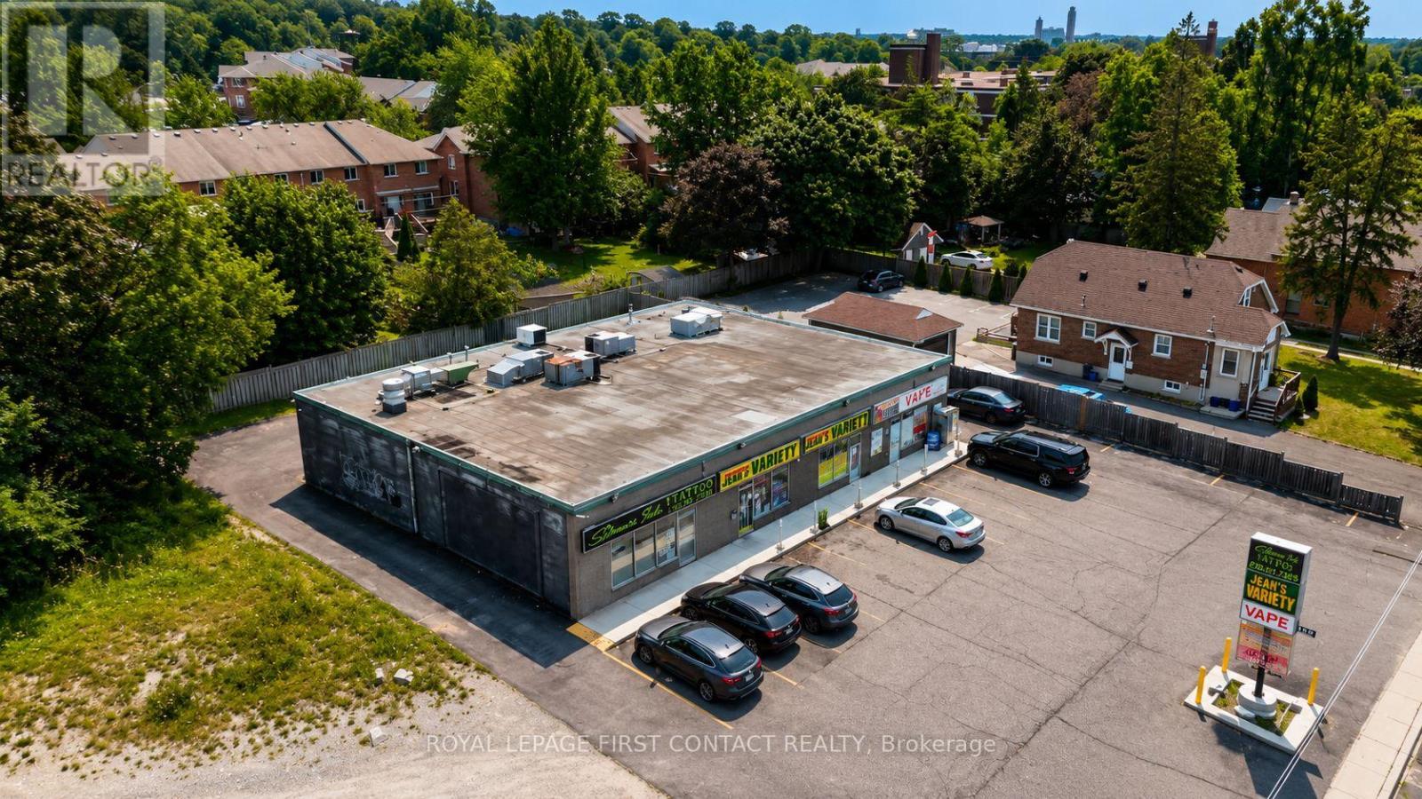 144 Burton Avenue, Barrie (Allandale), Ontario  L4N 2R5 - Photo 4 - S13577298