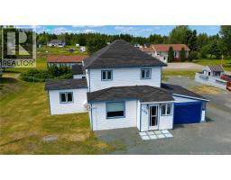 102 Rue de la Gare, Pointe-Verte, New Brunswick