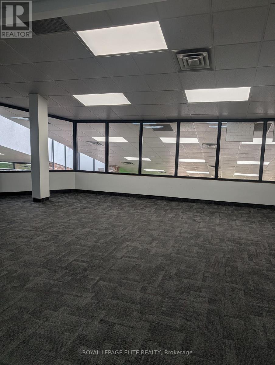 Second Floor - 952 Century Drive, Burlington, Ontario  L7L 5P2 - Photo 4 - W13577340