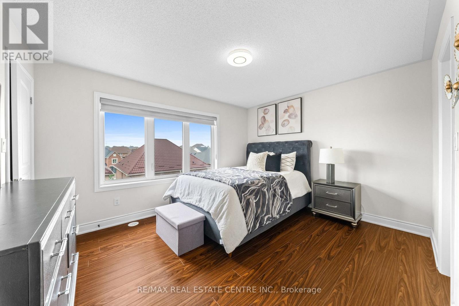 34 Aspen Hills Road, Brampton, Ontario  L6Y 0H7 - Photo 21 - W13577480
