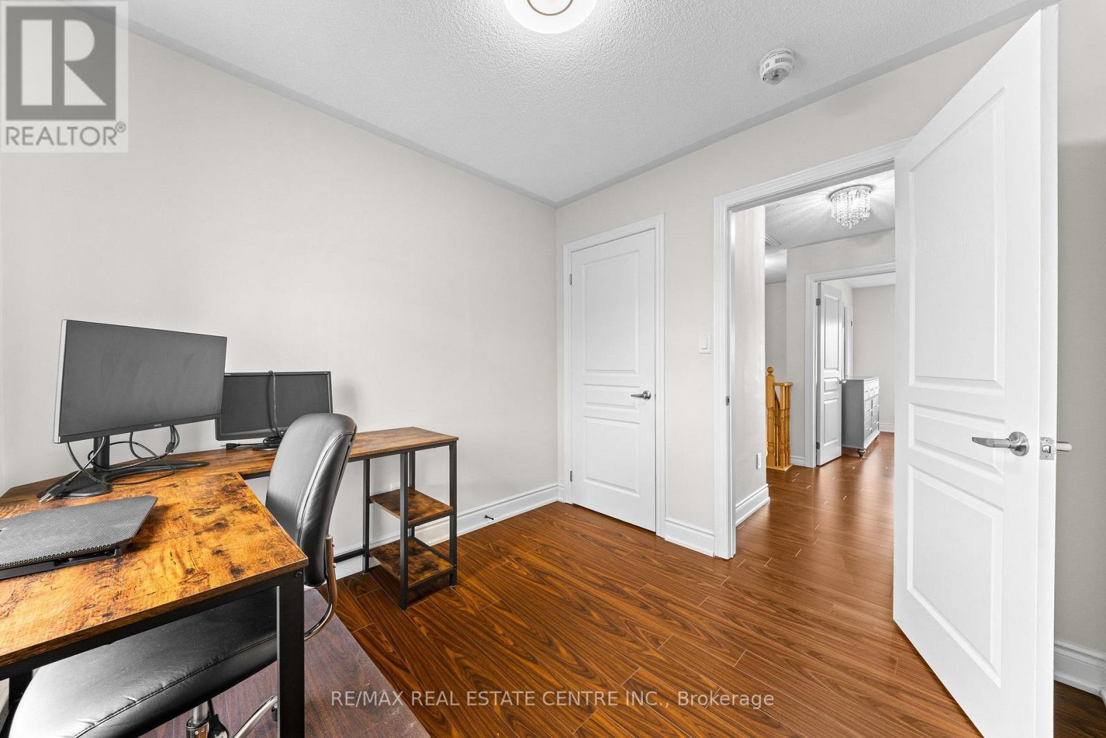 34 Aspen Hills Road, Brampton, Ontario  L6Y 0H7 - Photo 24 - W13577480