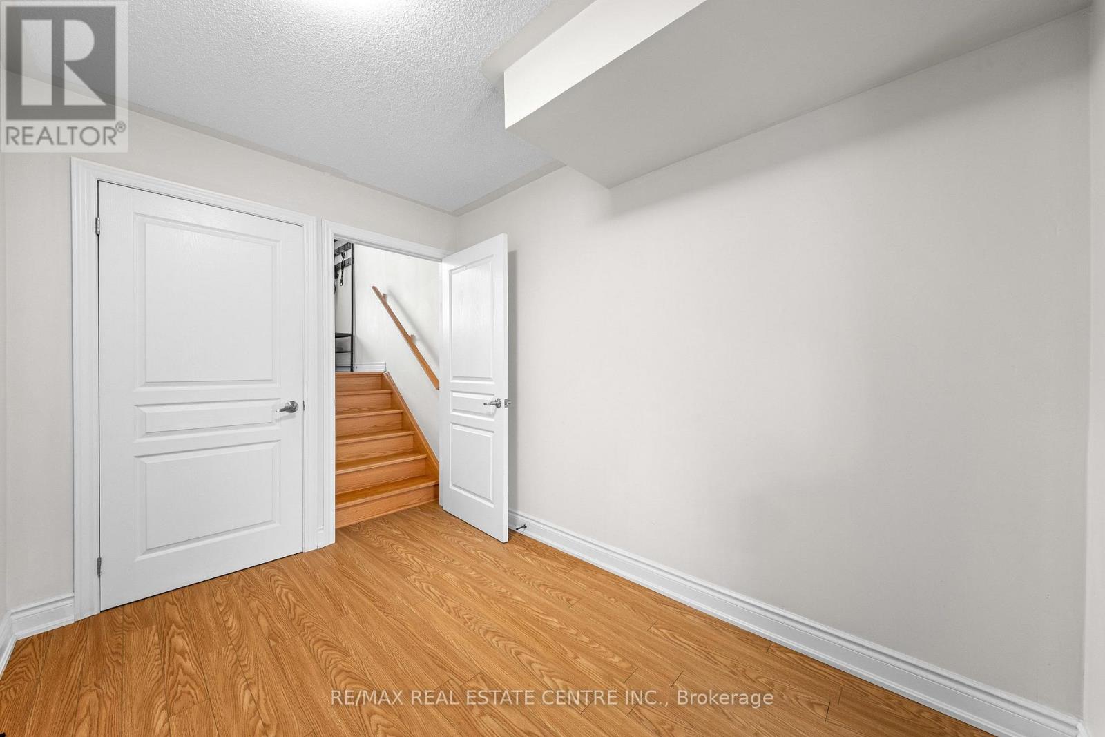 34 Aspen Hills Road, Brampton, Ontario  L6Y 0H7 - Photo 28 - W13577480