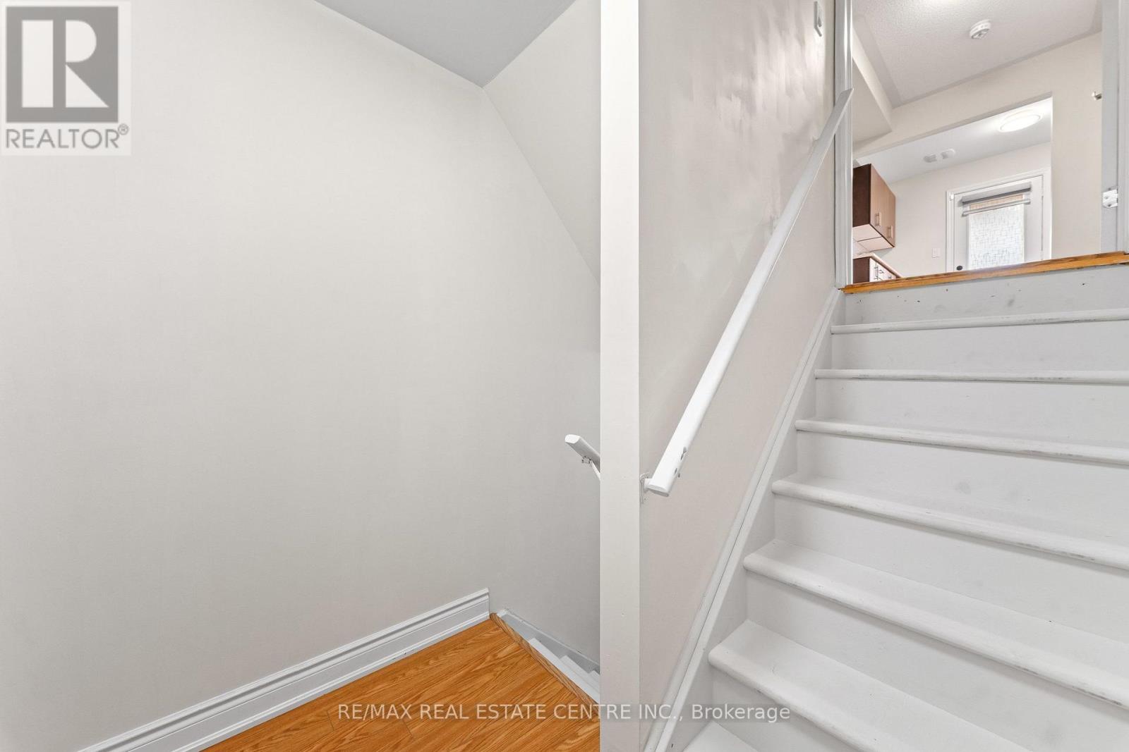 34 Aspen Hills Road, Brampton, Ontario  L6Y 0H7 - Photo 32 - W13577480