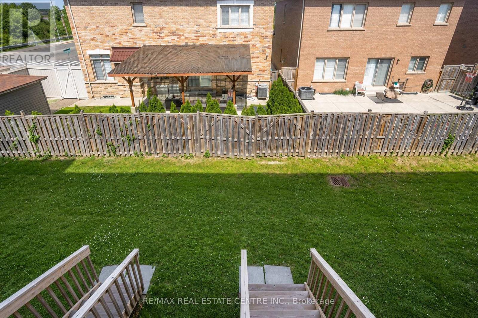 34 Aspen Hills Road, Brampton, Ontario  L6Y 0H7 - Photo 39 - W13577480