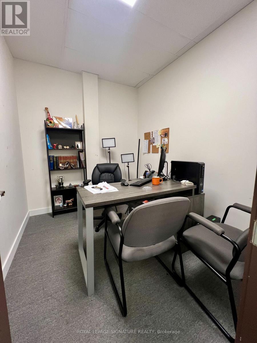 19 - 7895 Tranmere Drive, Mississauga, Ontario  L5S 1V9 - Photo 7 - W13577536