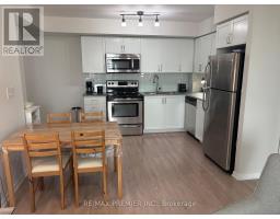 406 - 800 LAWRENCE AVENUE W, Toronto, Ontario