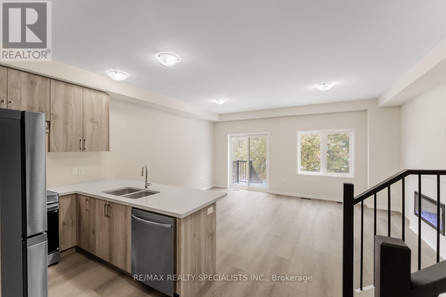 11 Radium Common, Cambridge, Ontario  N1T 0H4 - Photo 8 - X13577432