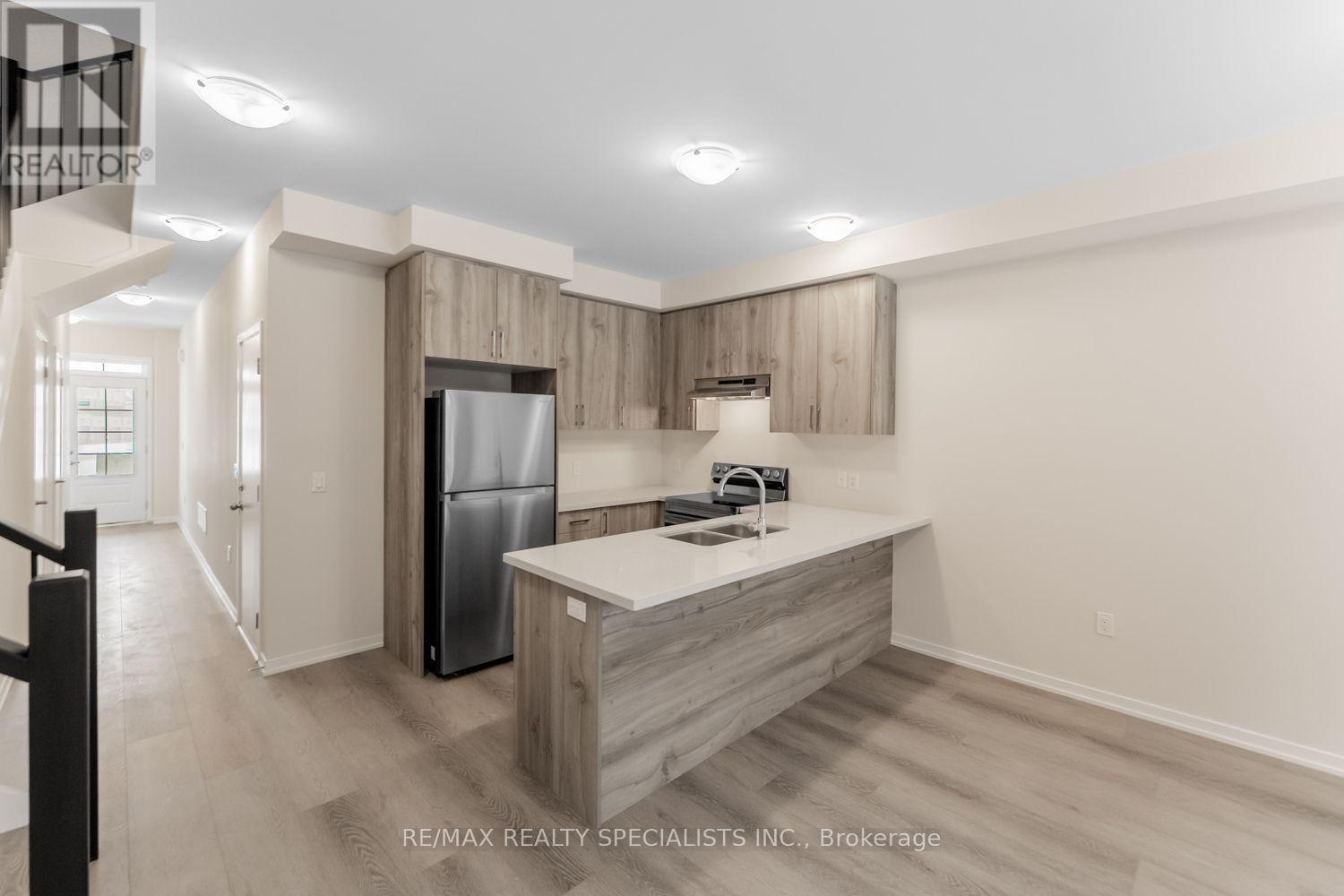 11 Radium Common, Cambridge, Ontario  N1T 0H4 - Photo 9 - X13577432