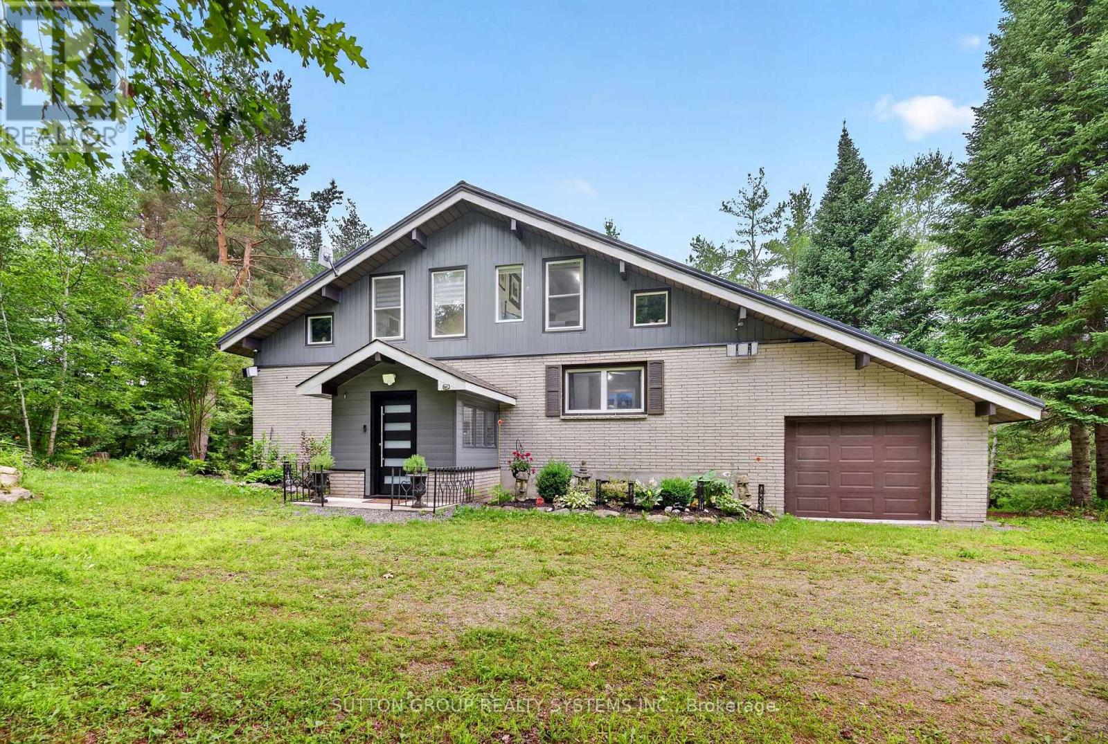 1018 WHITES ROAD, Muskoka Lakes, Ontario