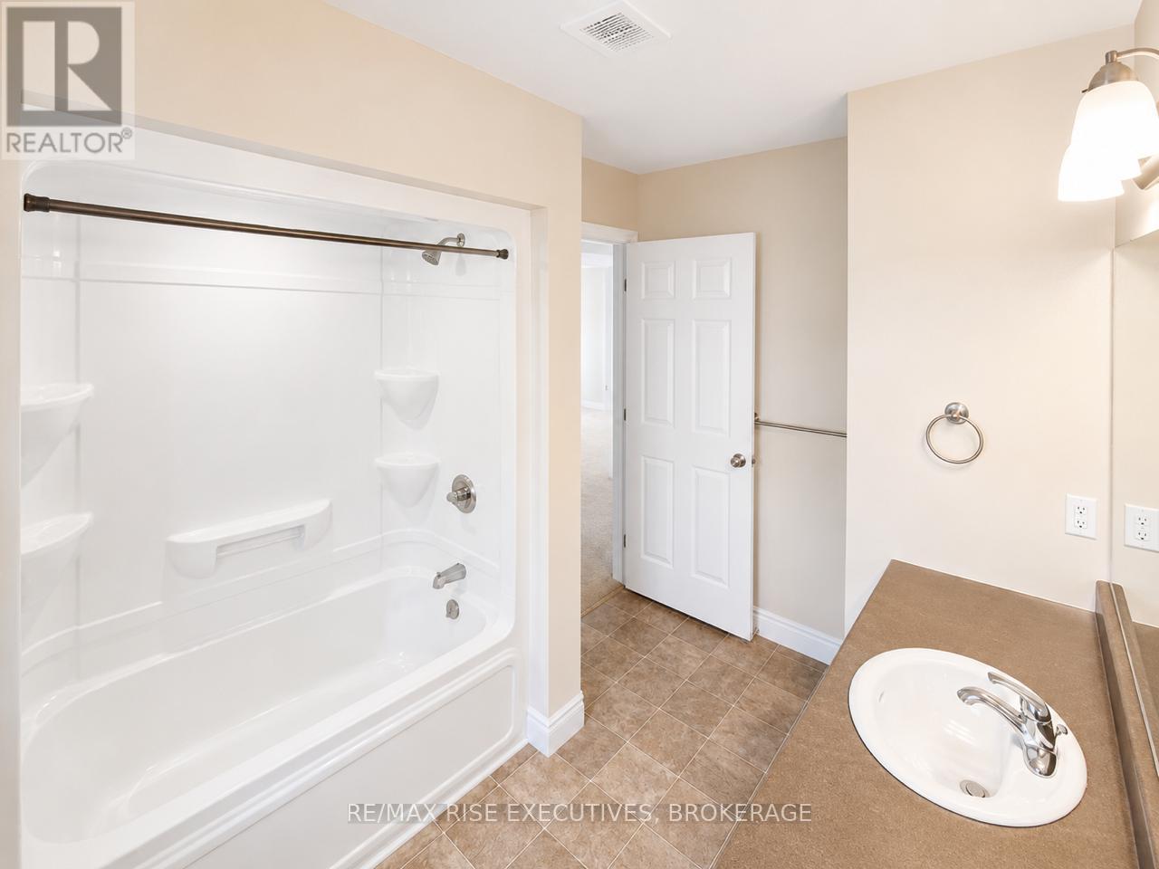 600 Gwen Avenue, Kingston, Ontario  K7P 0L2 - Photo 13 - X13577512