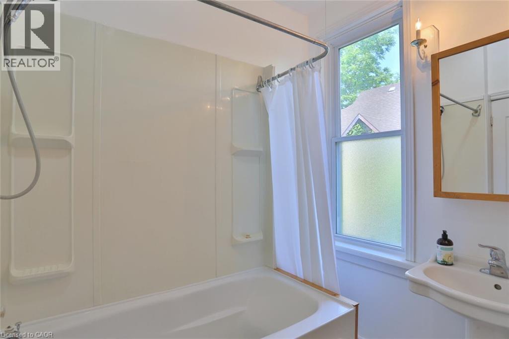 127 Duke Street E, Kitchener, Ontario N2H 1A6 - Photo 23 - 40847928