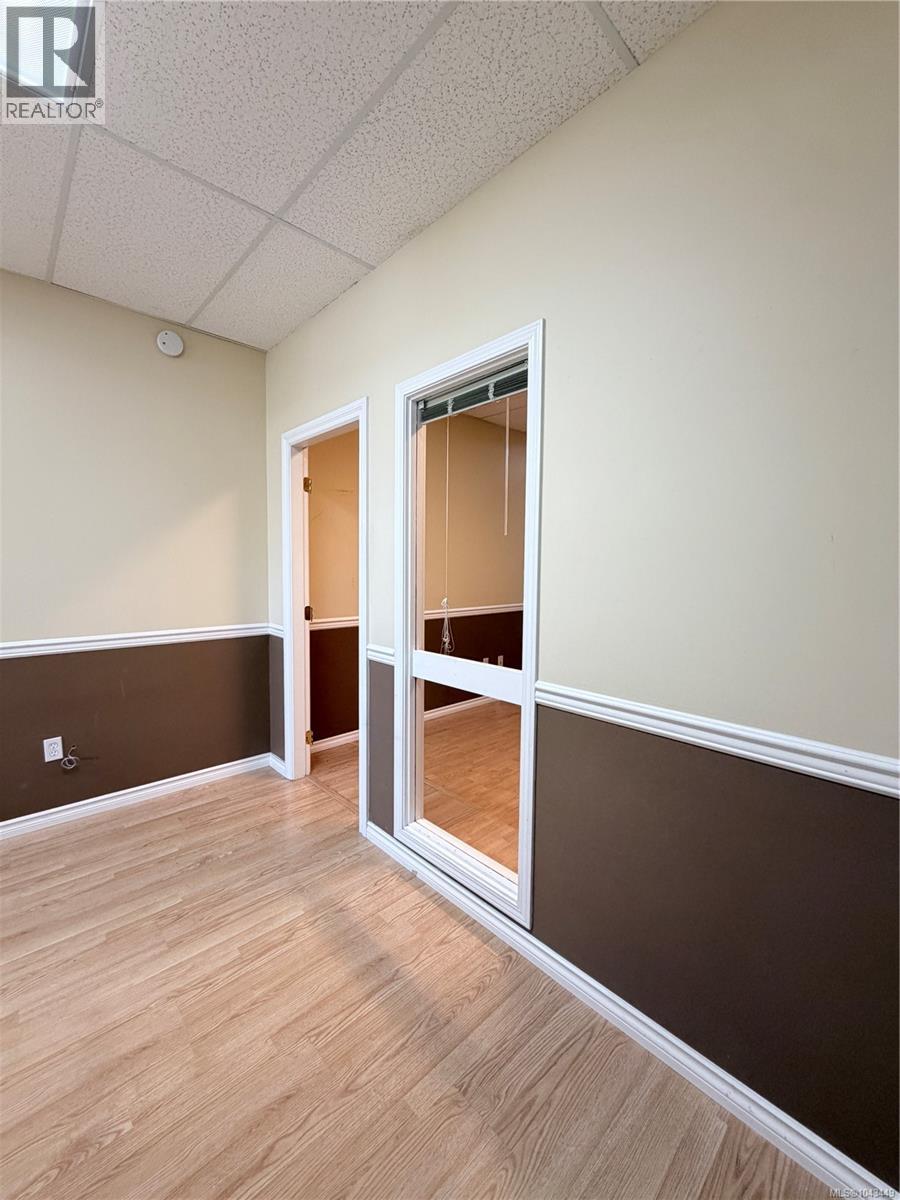 103 & 105 2849 Peatt Rd, Langford, British Columbia V9B 3V5 - Photo 26 - 1043449