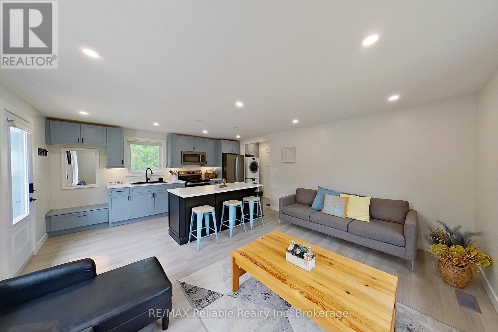 51 Ontario Street S, Lambton Shores, Ontario  N0M 1T0 - Photo 37 - X12798932
