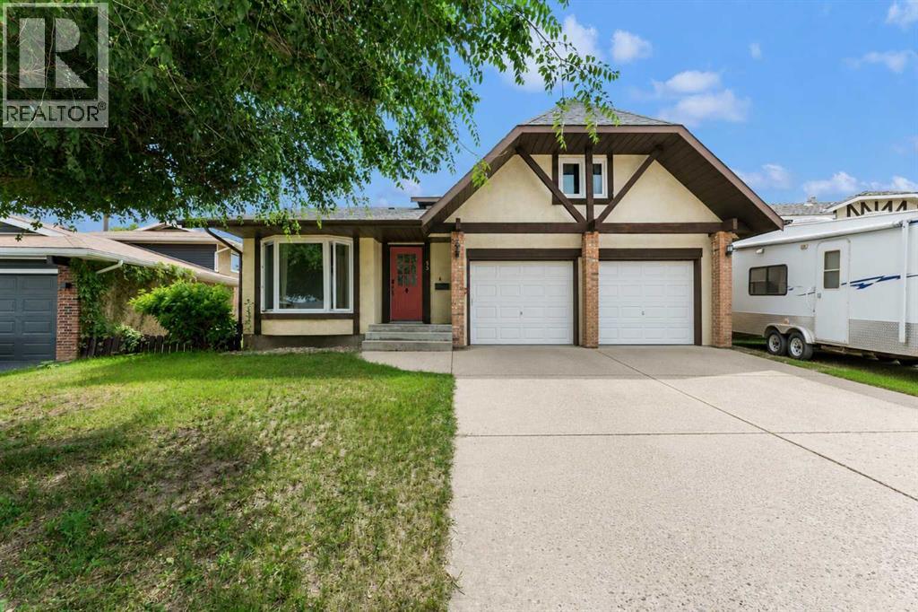 45 Cooper Road SE, Medicine Hat, Alberta