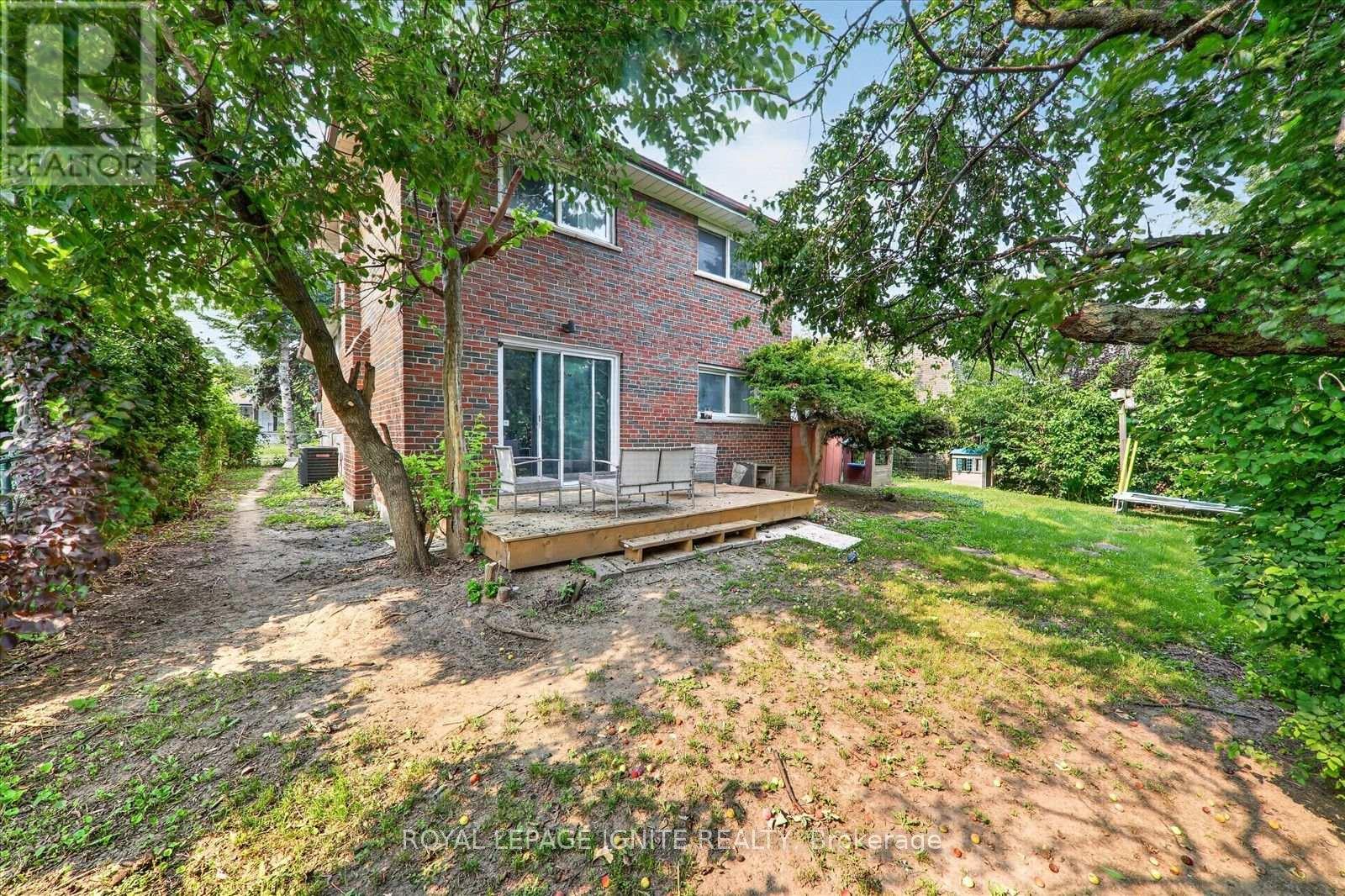 7 Briarbluff Avenue, Toronto, Ontario  M1E 3H2 - Photo 39 - E13577514