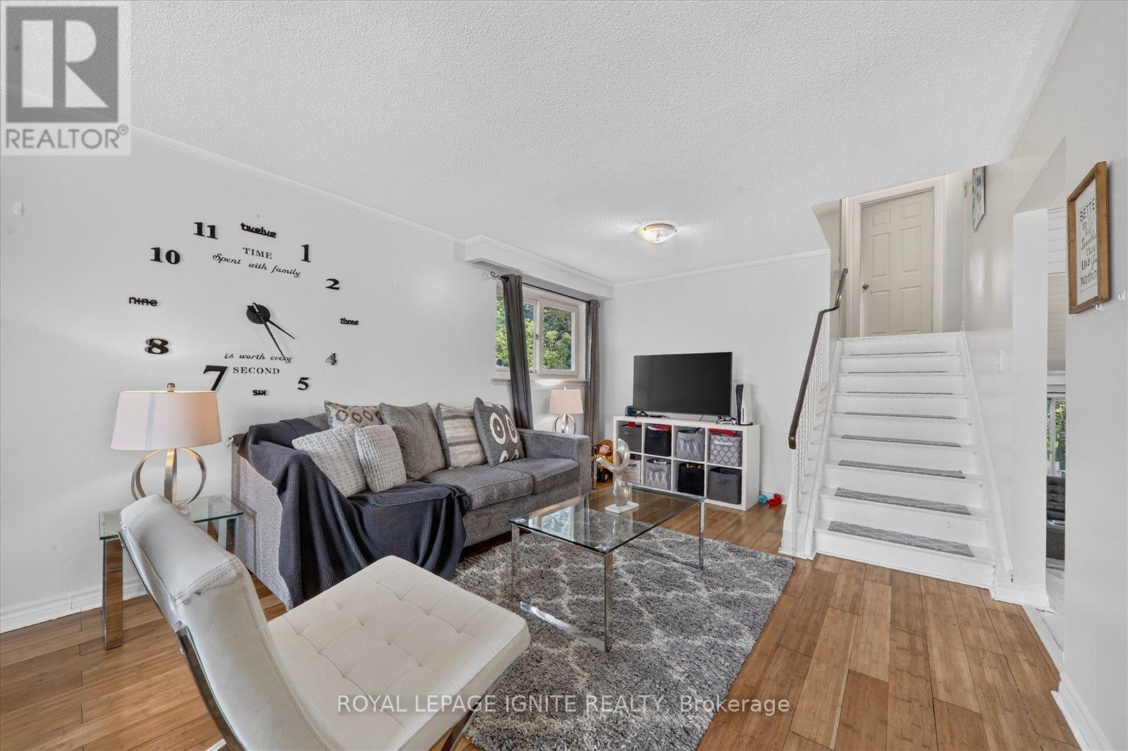 7 Briarbluff Avenue, Toronto, Ontario  M1E 3H2 - Photo 8 - E13577514