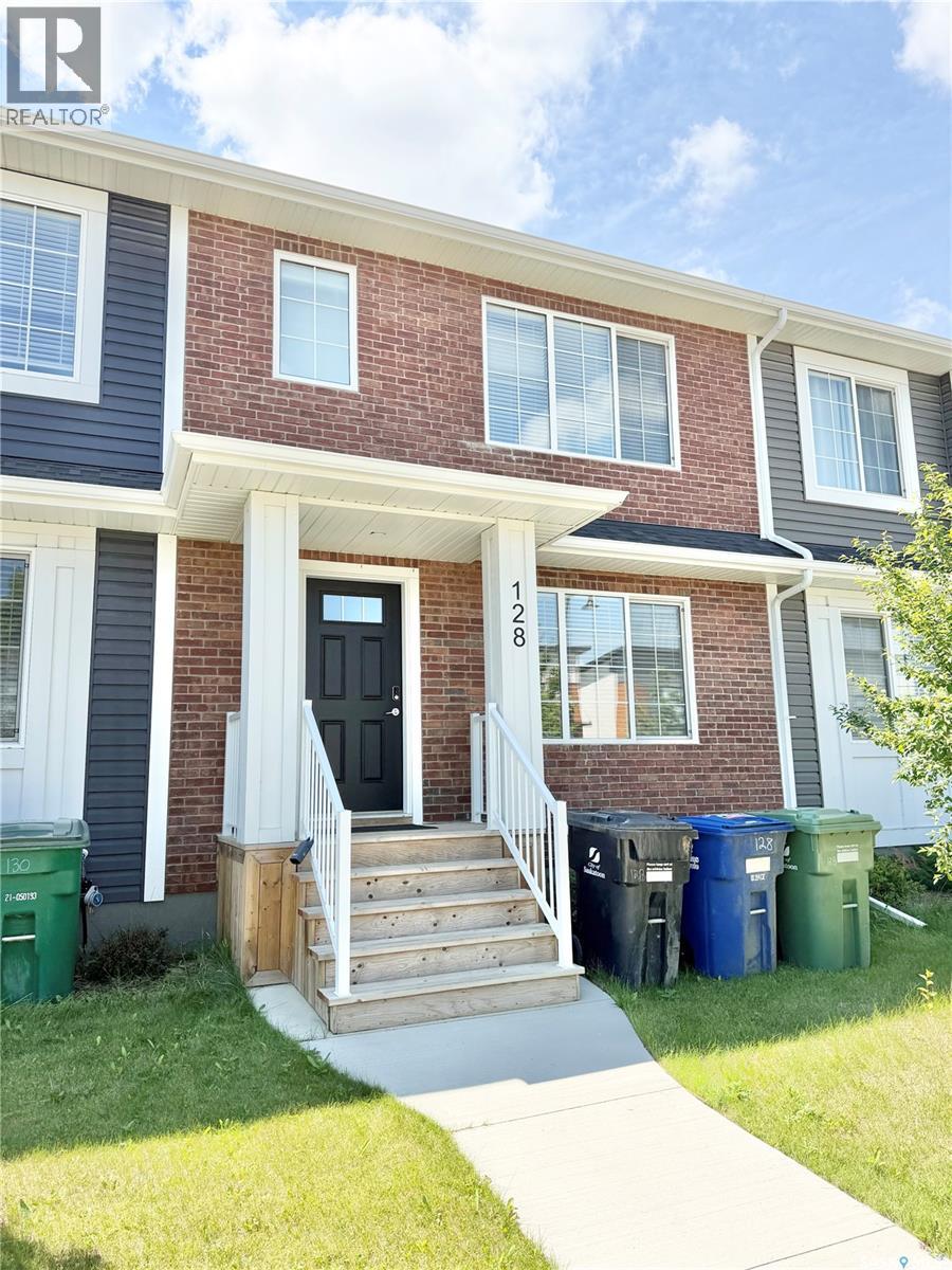 128 Westfield Road, Saskatoon, Saskatchewan  S7V 0Z9 - Photo 1 - SK042831