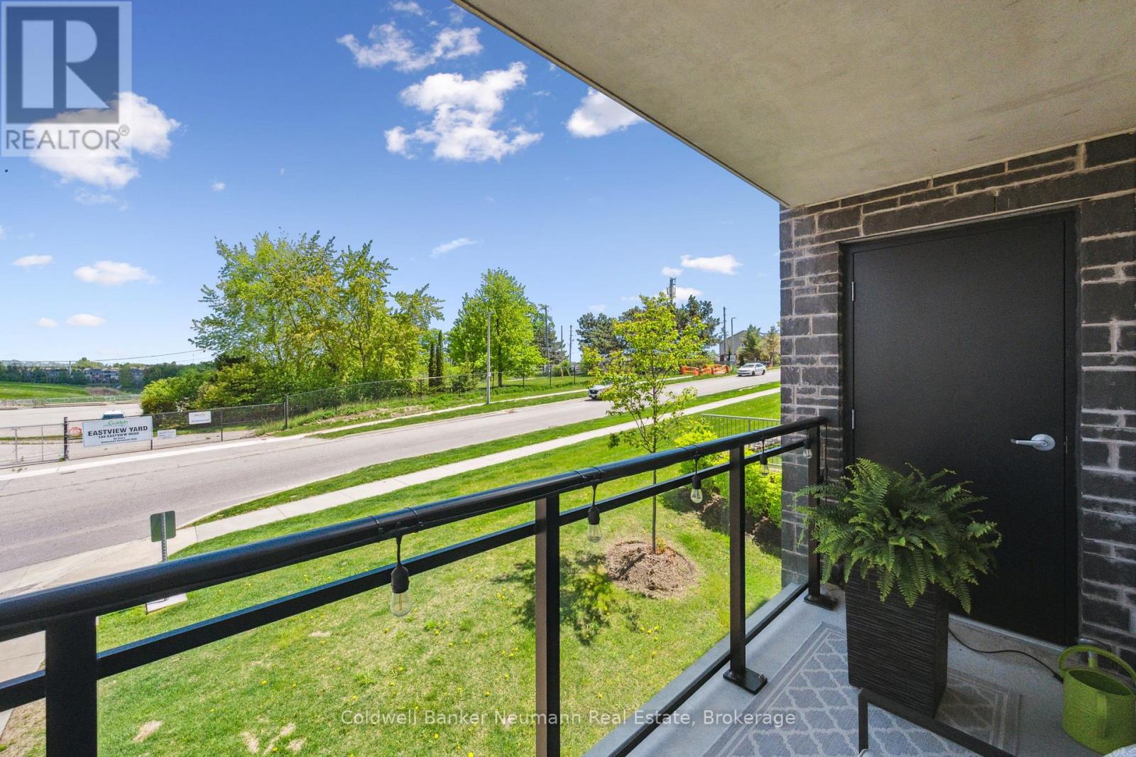 102 - 104 Summit Ridge Drive, Guelph, Ontario  N1E 0R5 - Photo 38 - X13577596