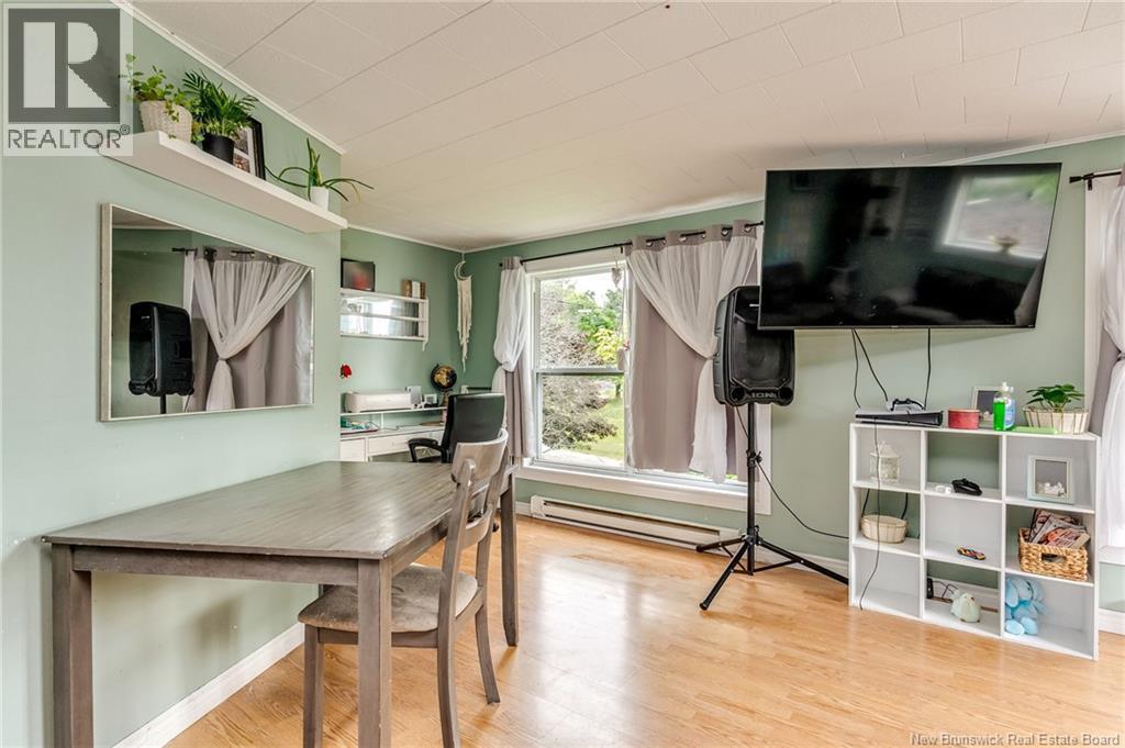 298 Westmorland Road, Saint John, New Brunswick  E2J 2G3 - Photo 2 - NB143489