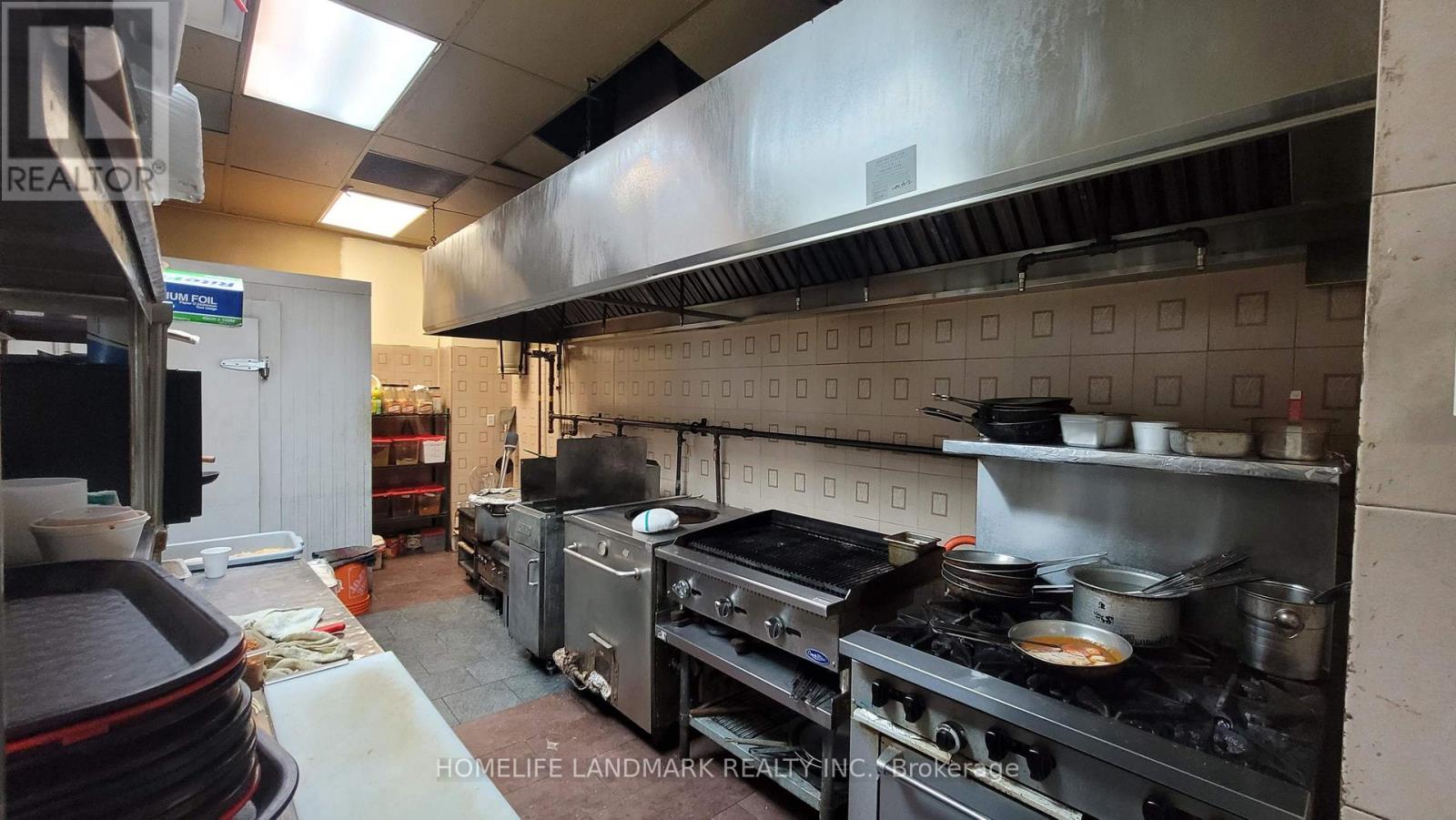 105 Parkway Forest Drive, Toronto, Ontario  M2J 1P5 - Photo 14 - C13577630