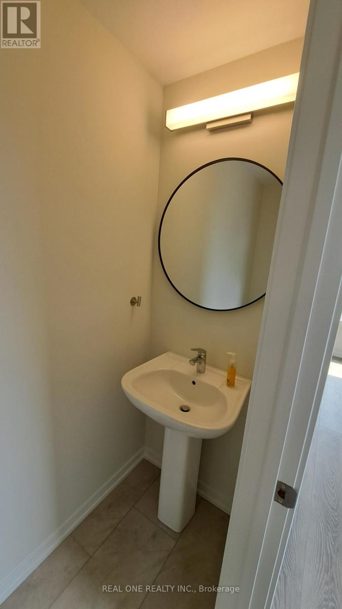132 Matawin Lane S, Richmond Hill, Ontario  L4B 0H7 - Photo 6 - N13577574