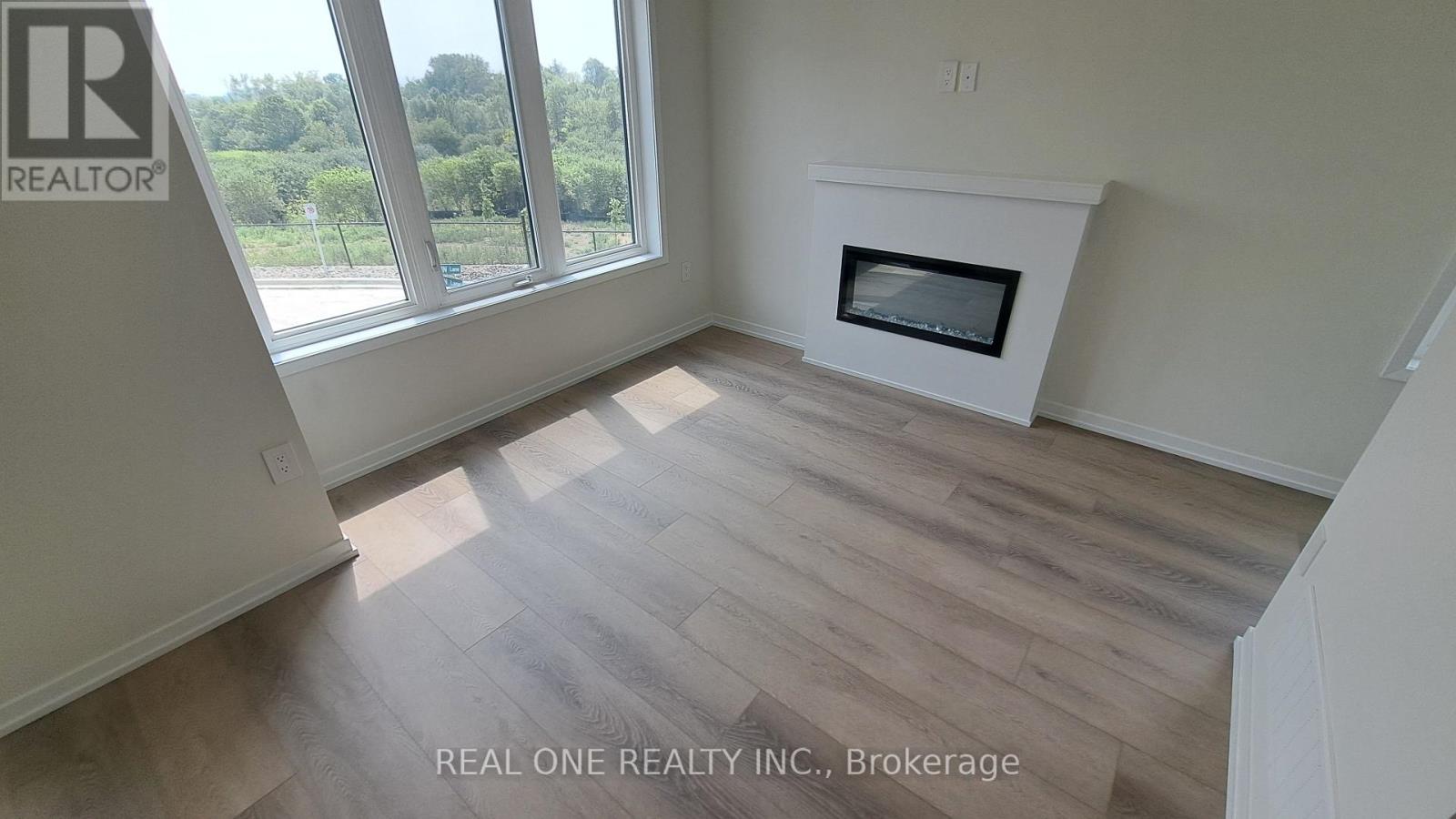 132 Matawin Lane S, Richmond Hill, Ontario  L4B 0H7 - Photo 8 - N13577574