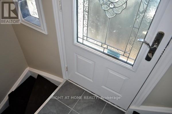 242 Demaine Crescent, Richmond Hill, Ontario  L4C 2W5 - Photo 16 - N13577598
