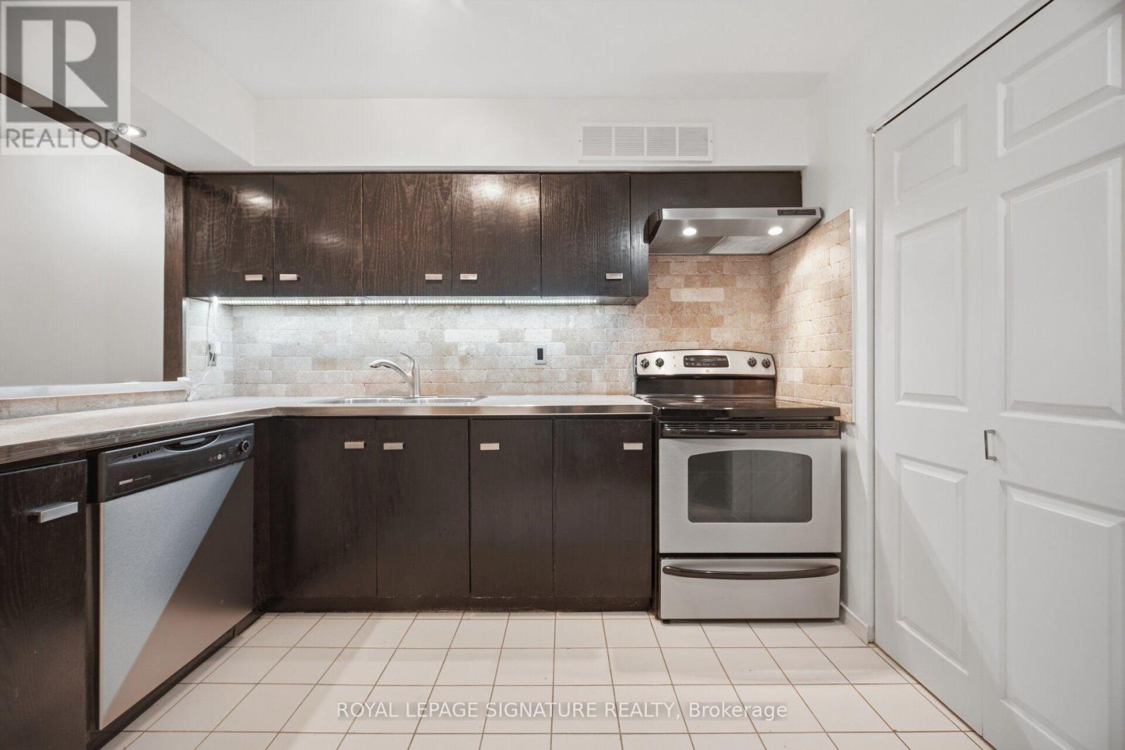 411 - 1485 Lakeshore Road E, Mississauga, Ontario  L5E 3G2 - Photo 13 - W13577604
