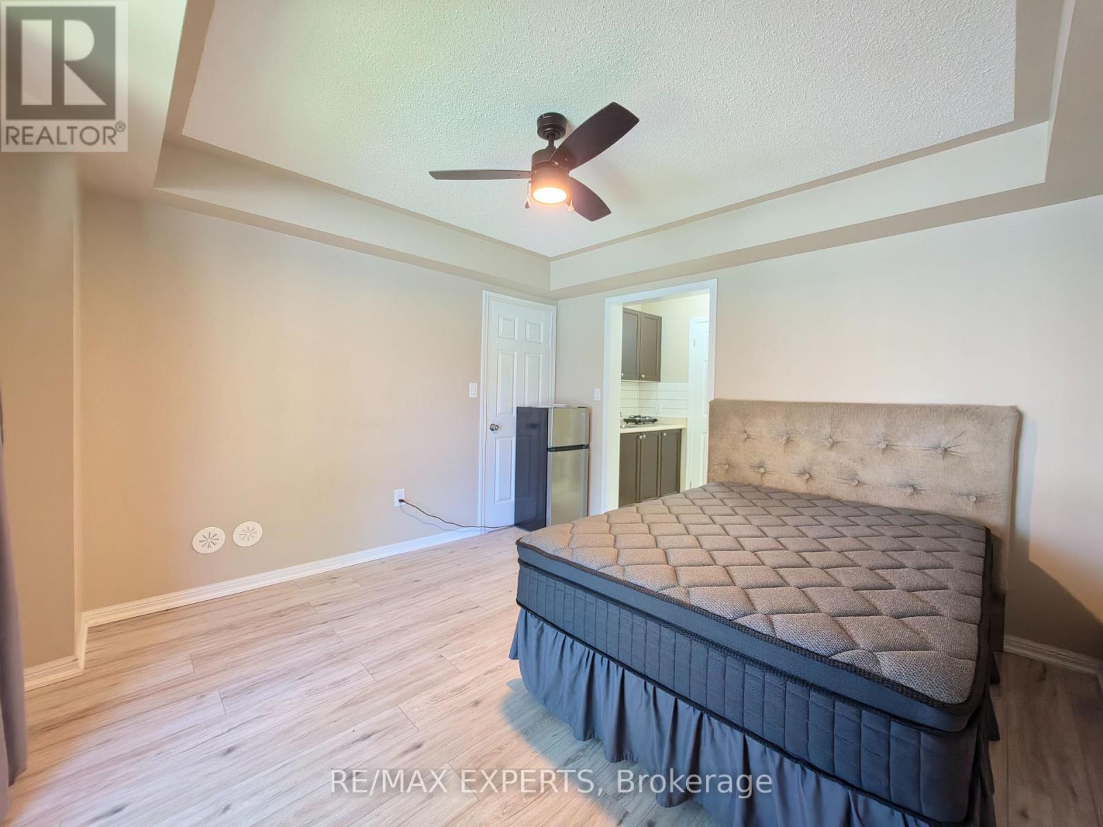 210 Magurn Gate, Milton, Ontario  L9T 7B4 - Photo 5 - W13577642