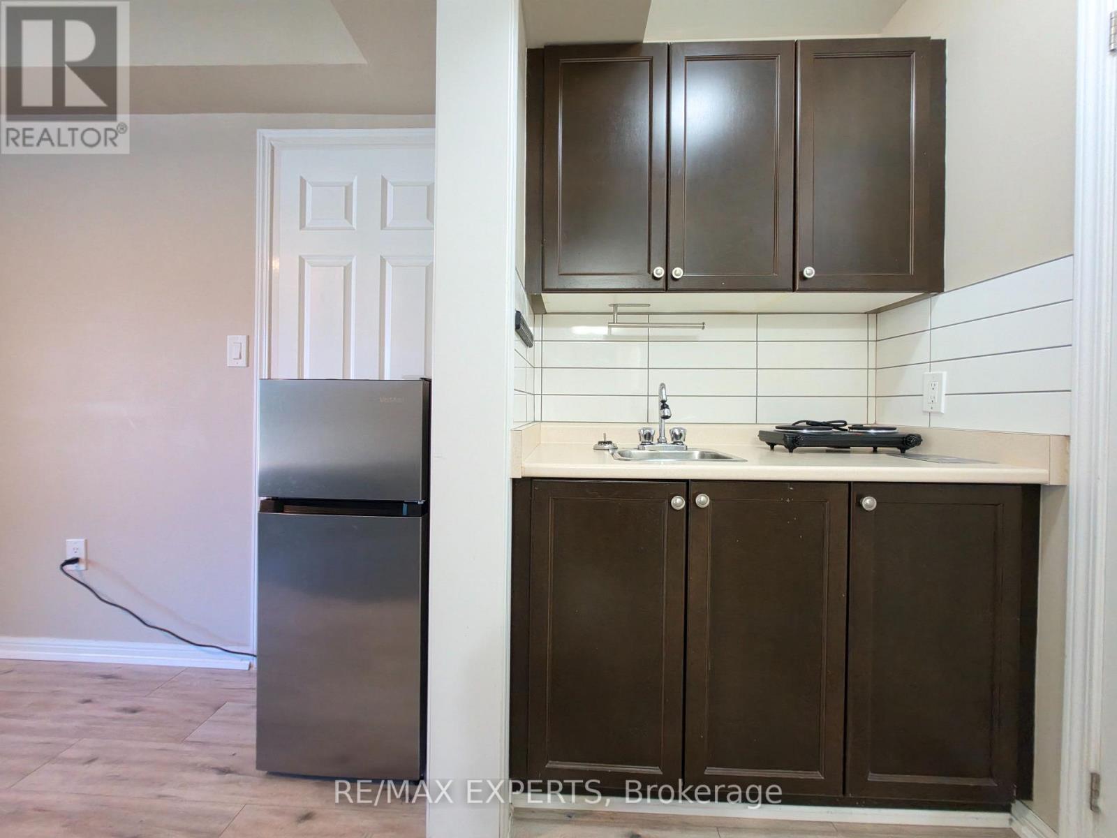 210 Magurn Gate, Milton, Ontario  L9T 7B4 - Photo 6 - W13577642