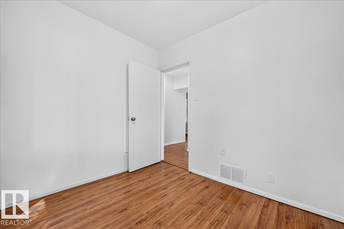 12134 42 St Nw Nw, Edmonton, Alberta  T5W 2N9 - Photo 12 - E4499301