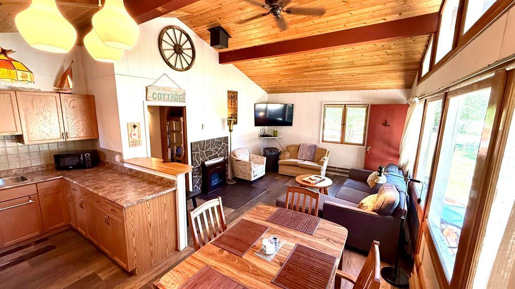 63 Dogwood Street, Falcon Lake, Manitoba  R0E 0N0 - Photo 10 - 202616471