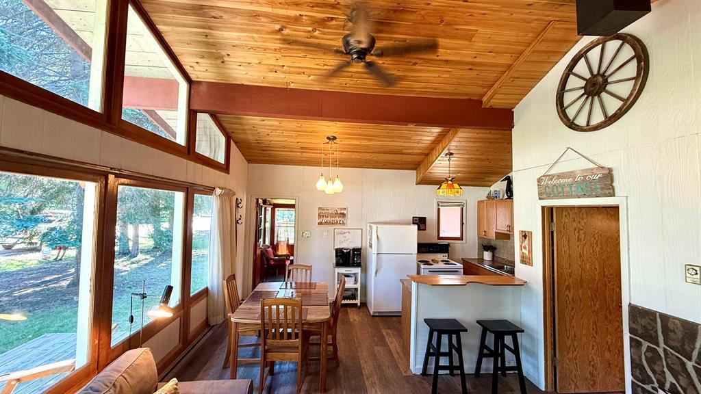 63 Dogwood Street, Falcon Lake, Manitoba  R0E 0N0 - Photo 3 - 202616471