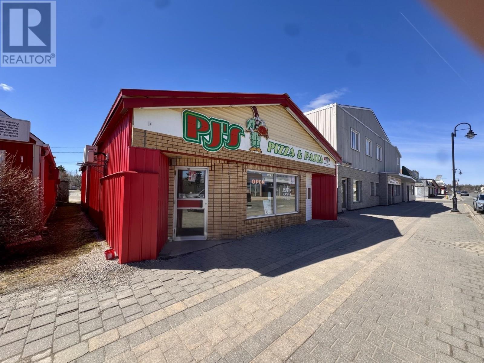 107 Main St E, Atikokan, Ontario  P0T 1C0 - Photo 2 - TB2601196
