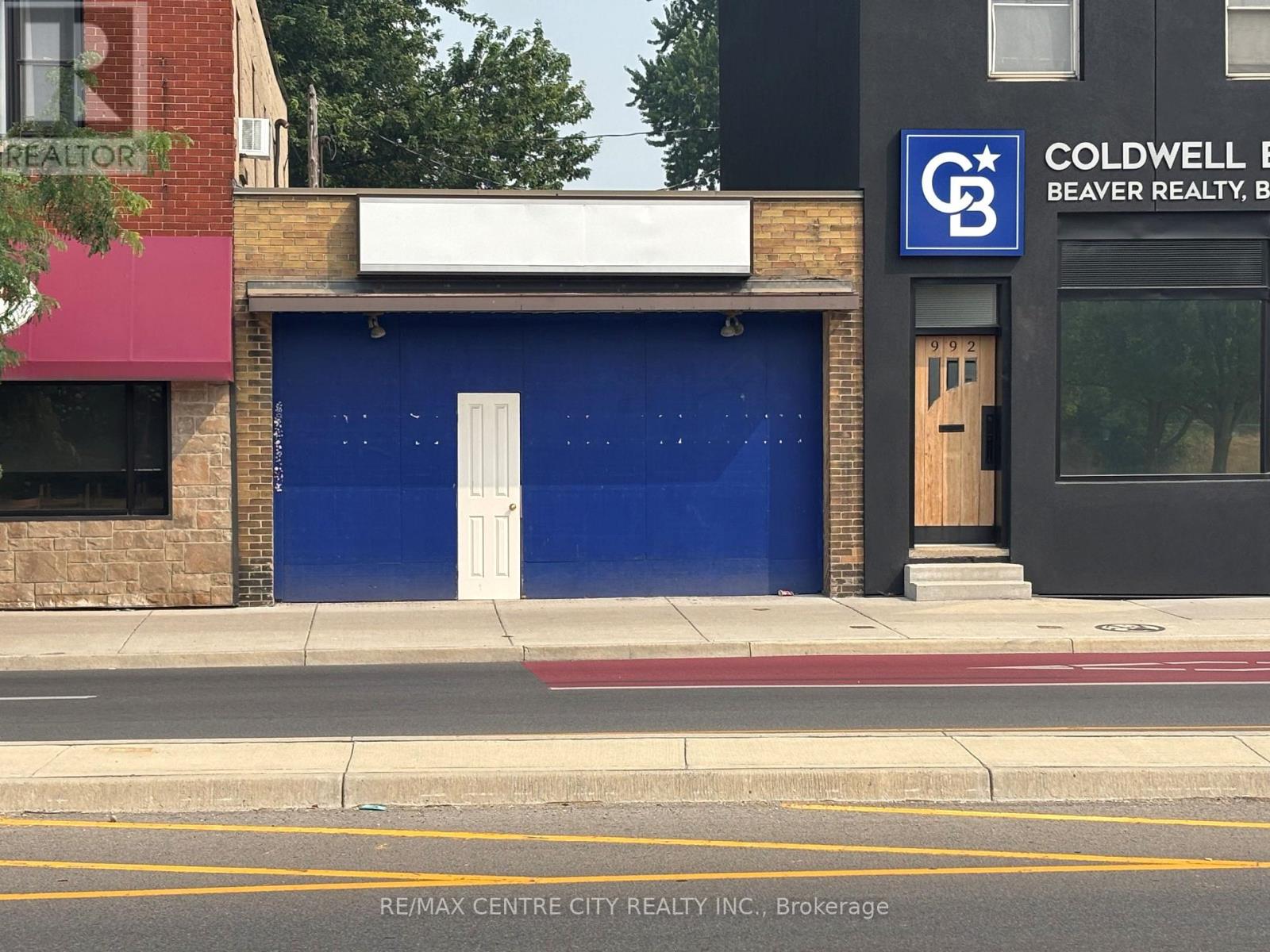 984 DUNDAS STREET, London East, Ontario