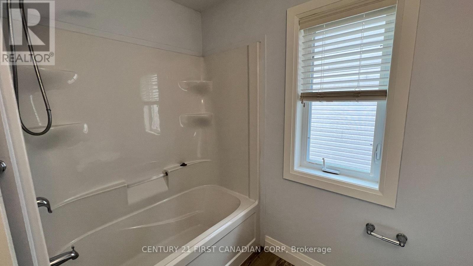1660 Valhalla Street, London North, Ontario  N0M 1S7 - Photo 13 - X13577914