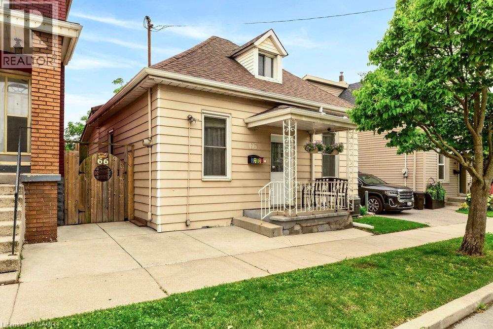 66 BEECHWOOD Avenue, Hamilton, Ontario