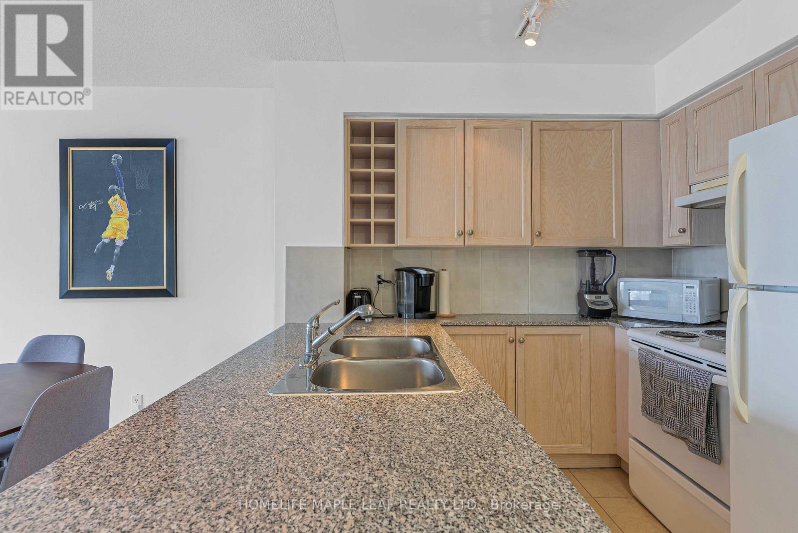 3505 - 210 Victoria Street, Toronto (Church-Yonge Corridor), Ontario  M5B 2R3 - Photo 14 - C13577736
