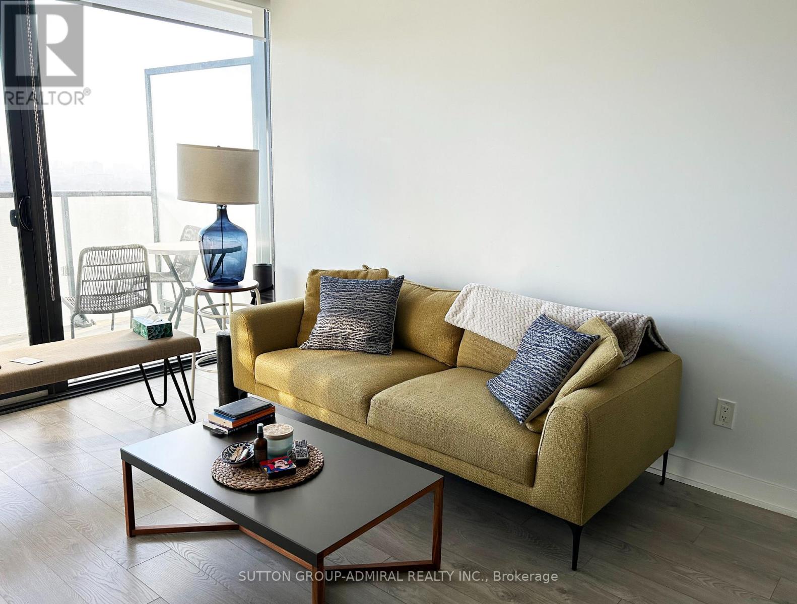 2207 - 185 Roehampton Avenue, Toronto, Ontario  M4P 1R4 - Photo 7 - C13577748
