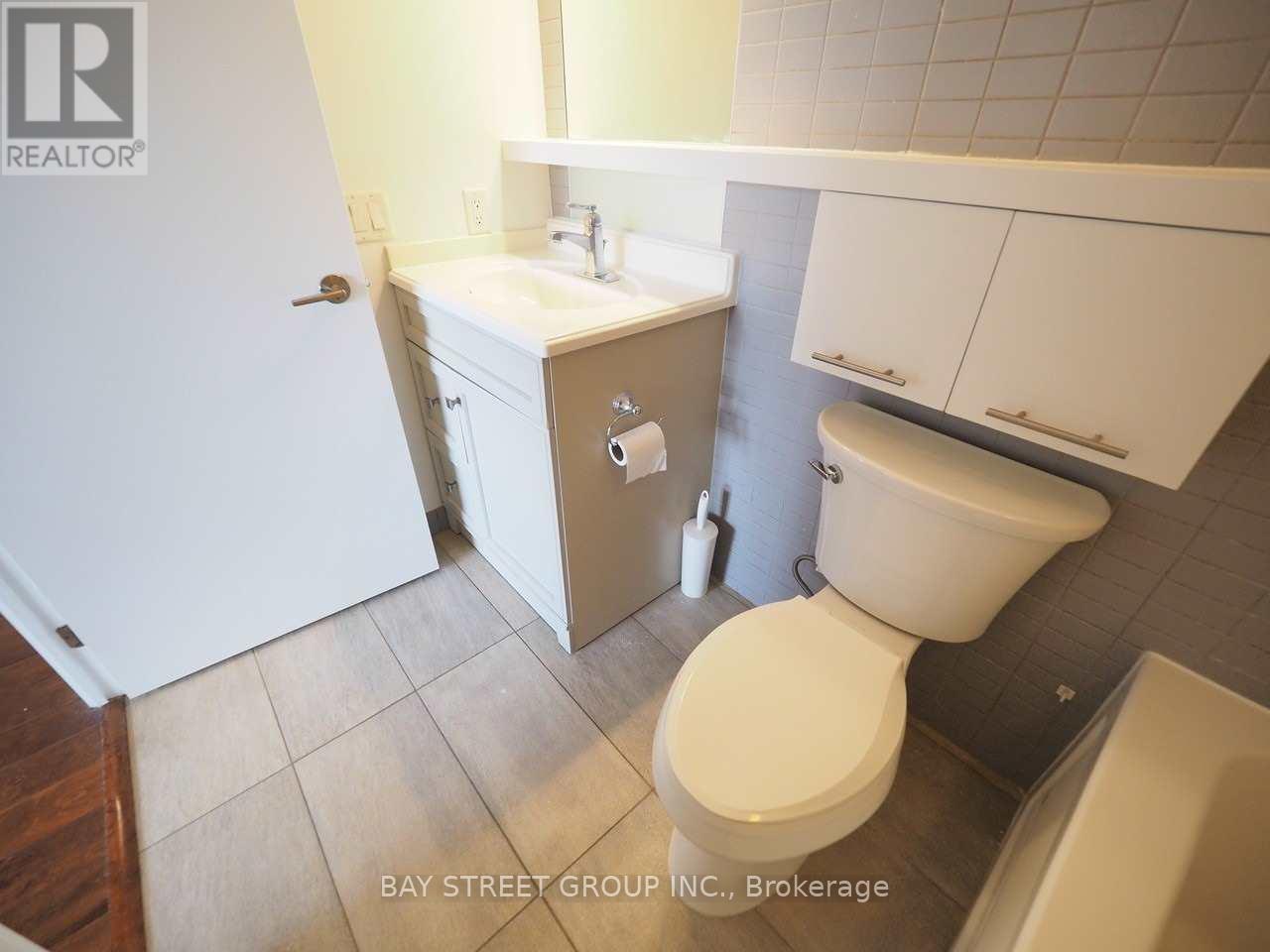 1409 - 21 Carlton Street, Toronto, Ontario  M5B 1L3 - Photo 11 - C13577806