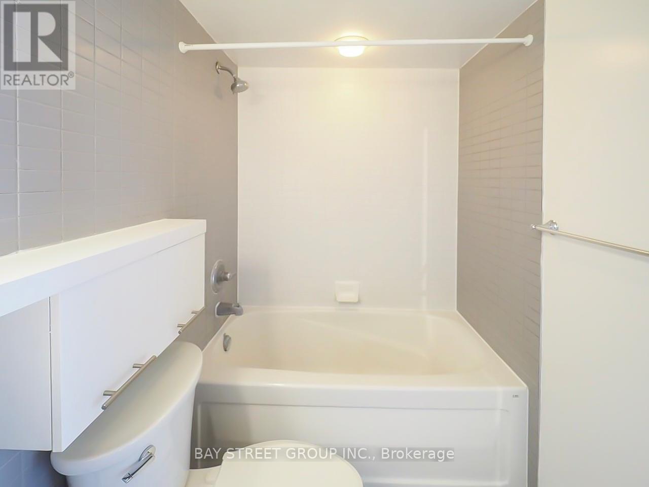 1409 - 21 Carlton Street, Toronto, Ontario  M5B 1L3 - Photo 12 - C13577806